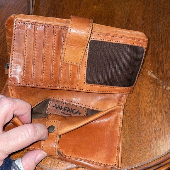 Vilenca Holland Leather Weaved Brown Wristlet 1 Spot on Front No Other Callouts - Picture 9 of 13